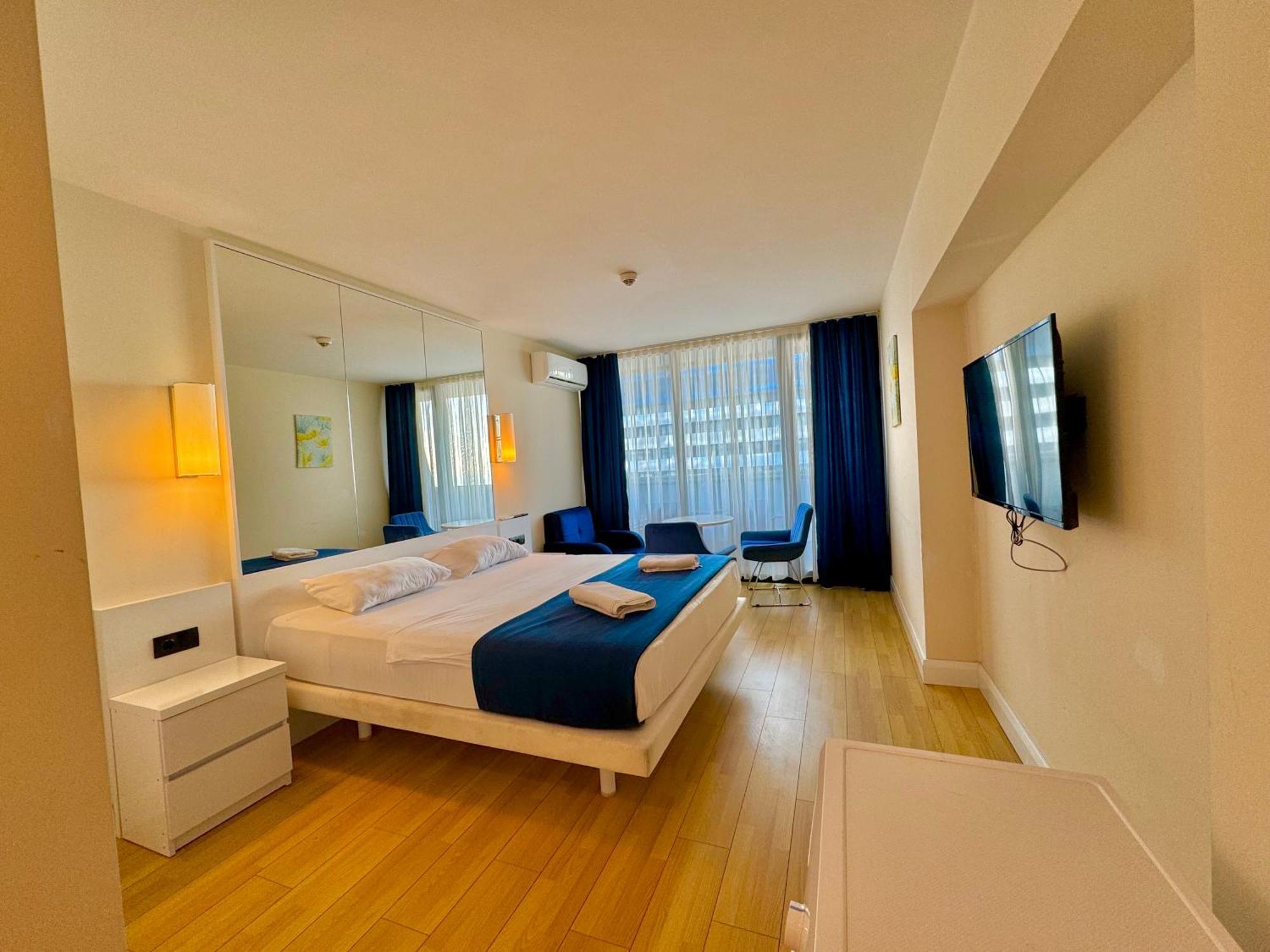Orbi City Aparthotel Sea View Batum Dış mekan fotoğraf