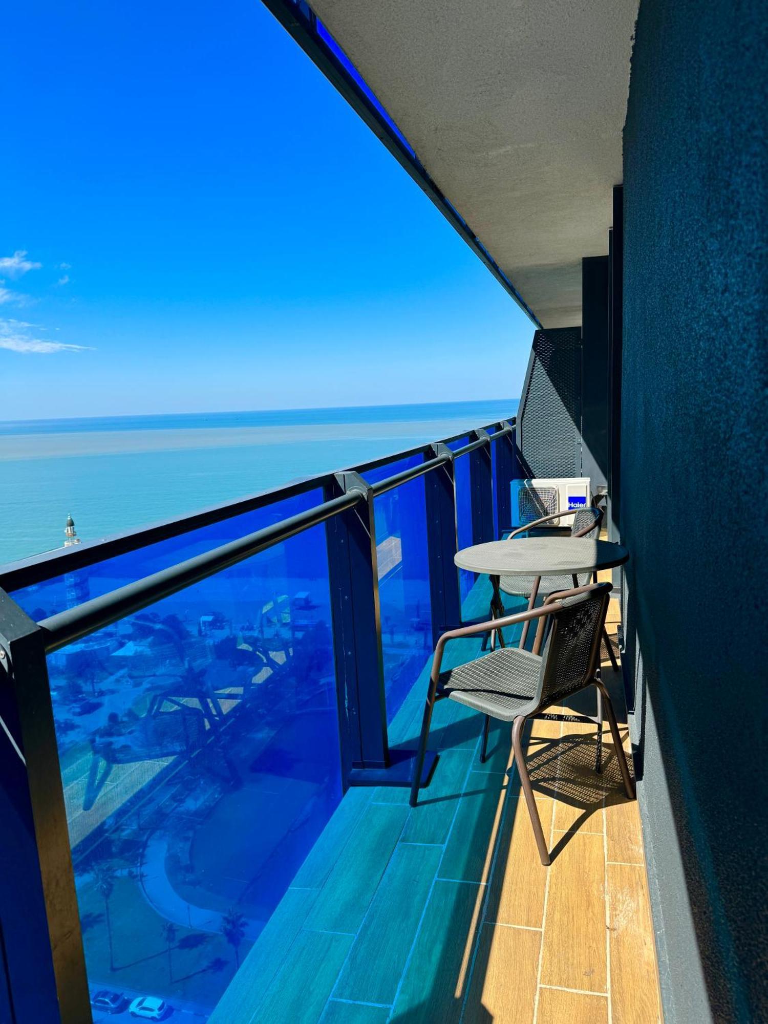 Orbi City Aparthotel Sea View Batum Dış mekan fotoğraf