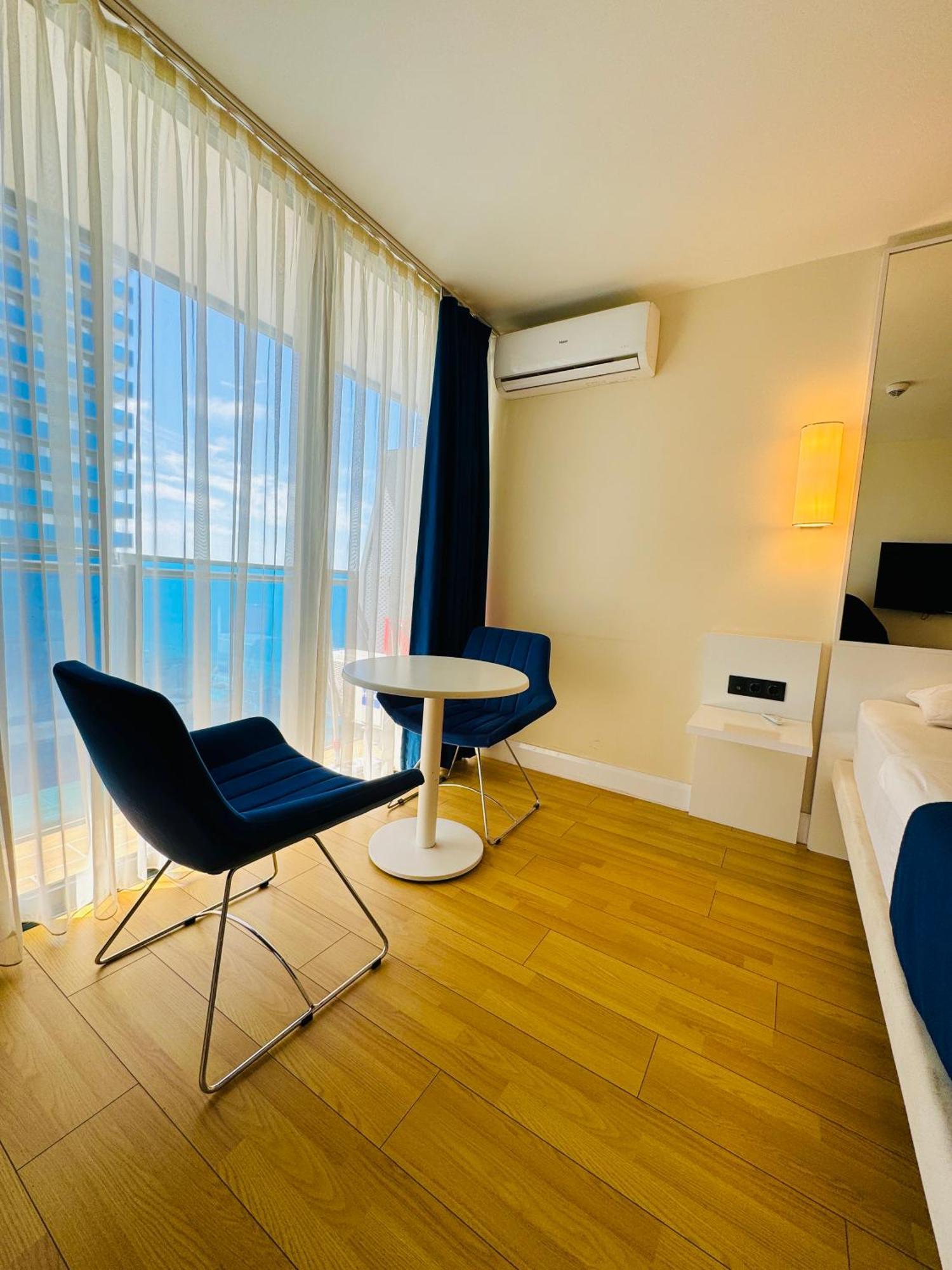 Orbi City Aparthotel Sea View Batum Dış mekan fotoğraf