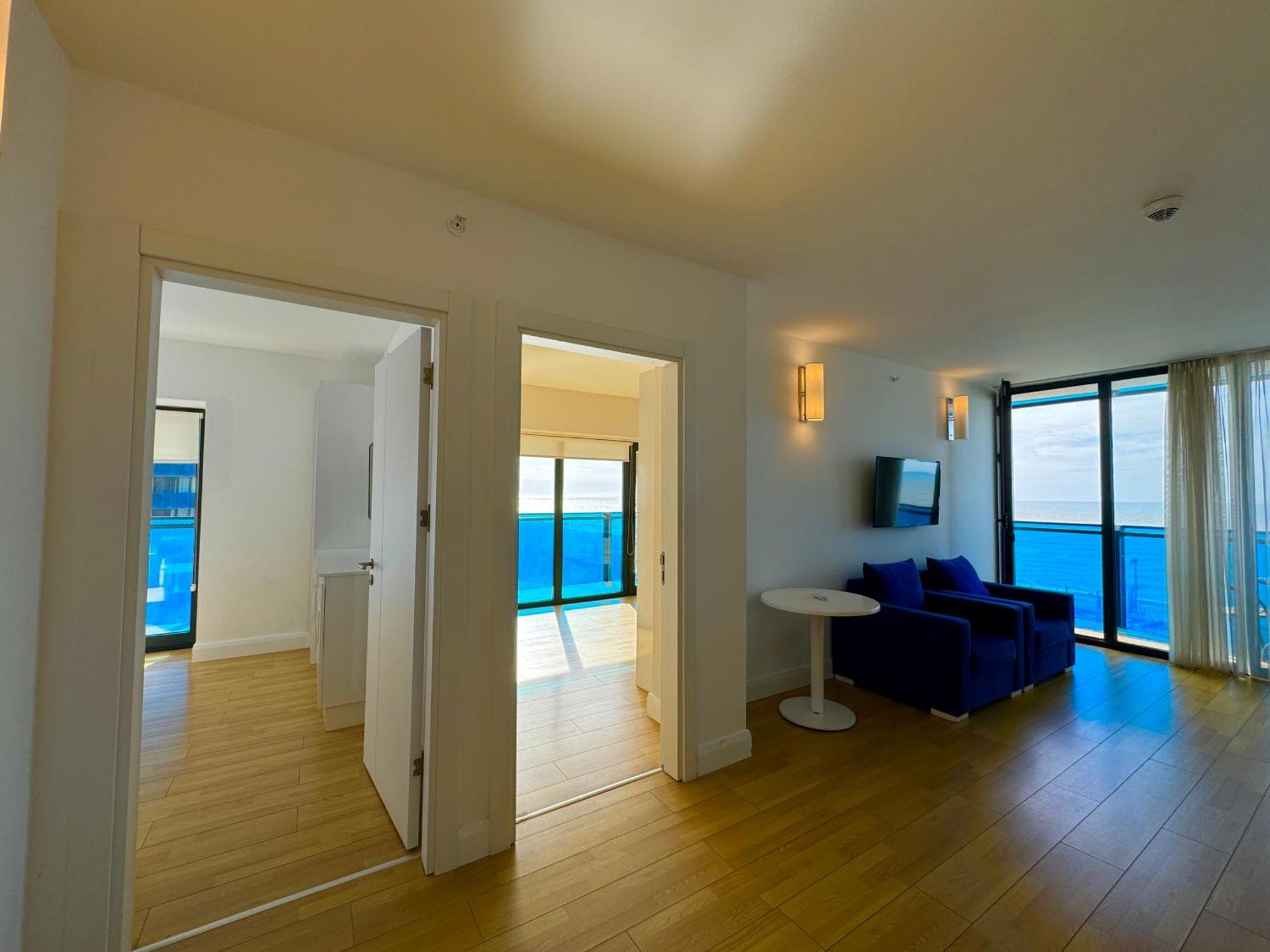 Orbi City Aparthotel Sea View Batum Dış mekan fotoğraf